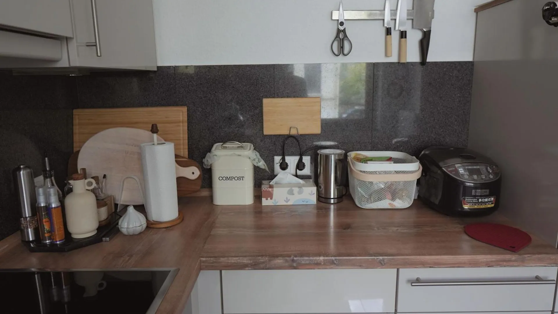 Spacious Stylish Scandi Apartment In Linden-Mitte Hannover 0*,