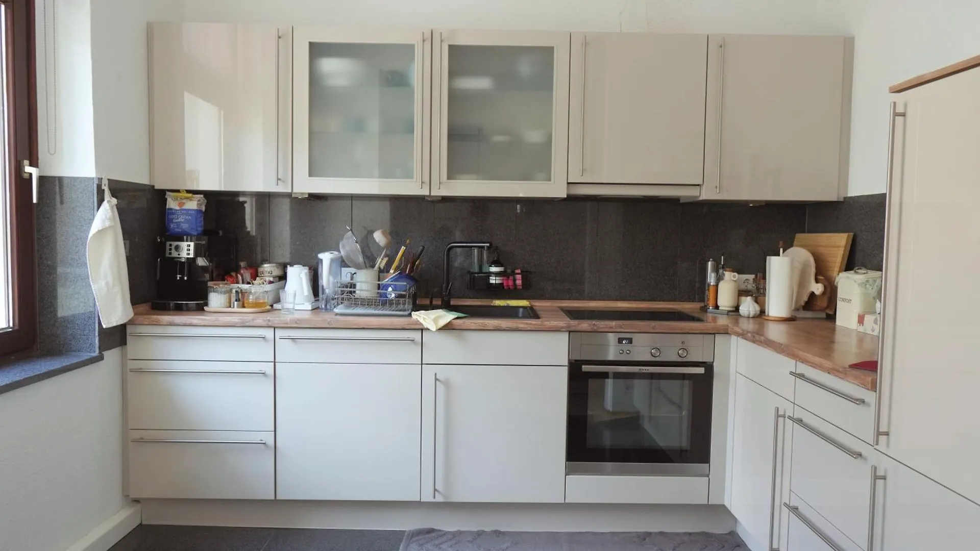 Spacious Stylish Scandi Apartment In Linden-Mitte Hanôver